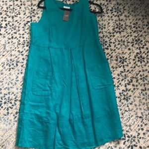 Summer shift dress with 3 front pockets